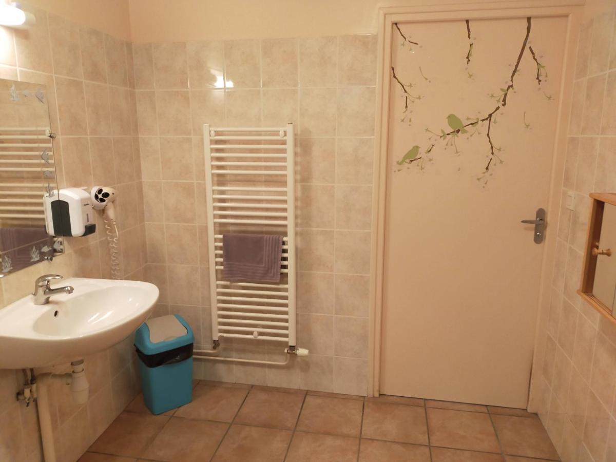Chambres D'Hotes De L'Auberge L'Astrassadou Rezentieres ภายนอก รูปภาพ