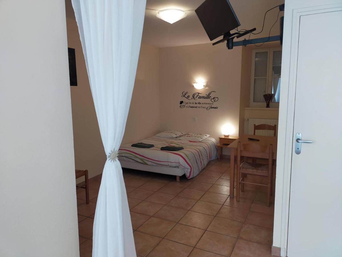 Chambres D'Hotes De L'Auberge L'Astrassadou Rezentieres ภายนอก รูปภาพ